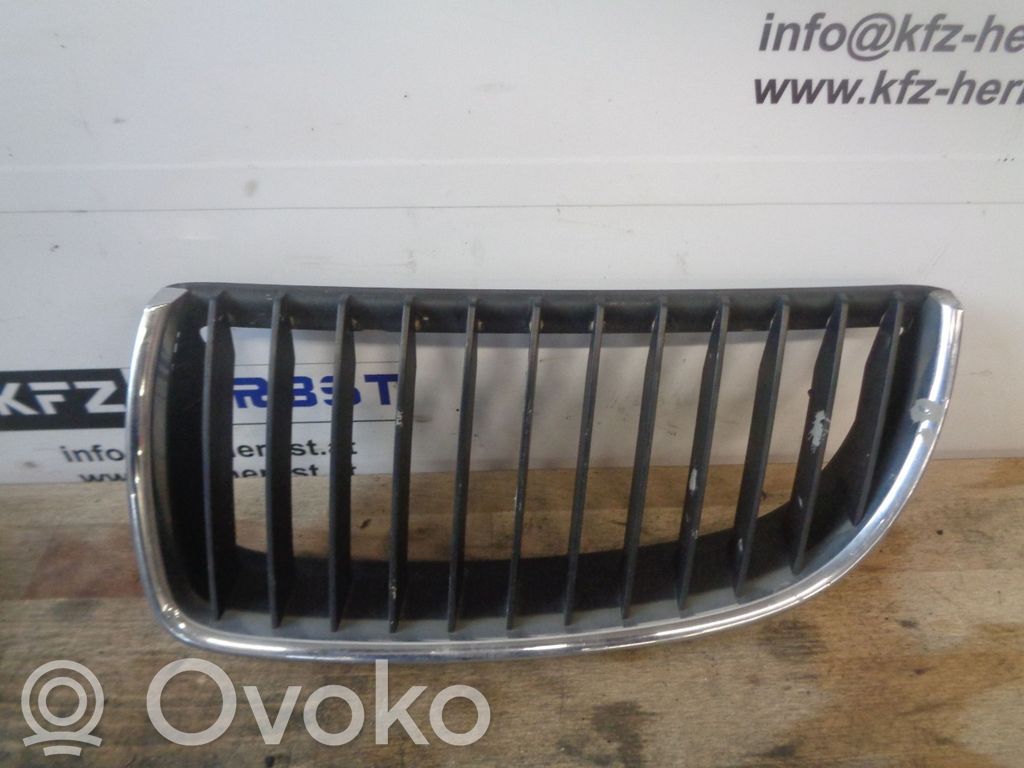 BMW 3 E90 E91 Передняя решётка 