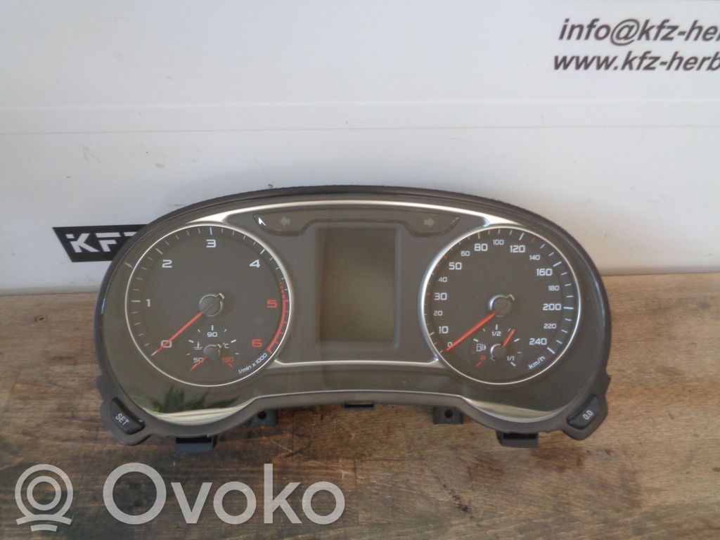 Audi A1 Speedometer (instrument cluster) 