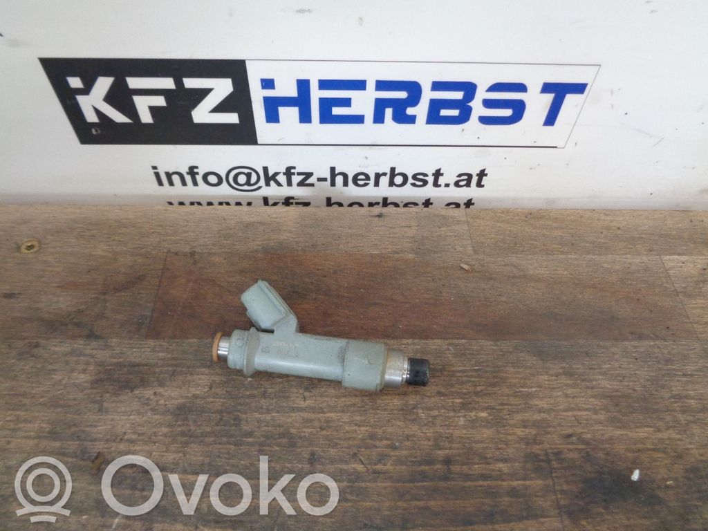 Inyector de combustible   2325000010,2325000010,2325000010