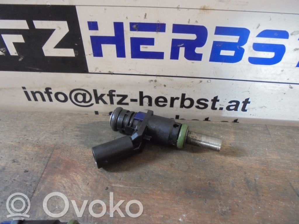 Mercedes-Benz A W169 Injector combustibil 