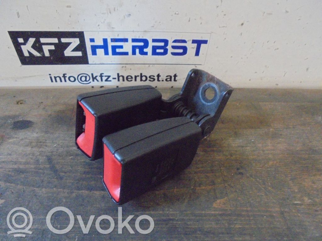Opel Astra J Boucle de ceinture de sécurité arrière 