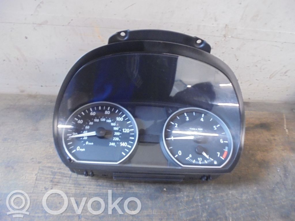 BMW 1 E81 E87 Spidometrs (instrumentu panelī) 