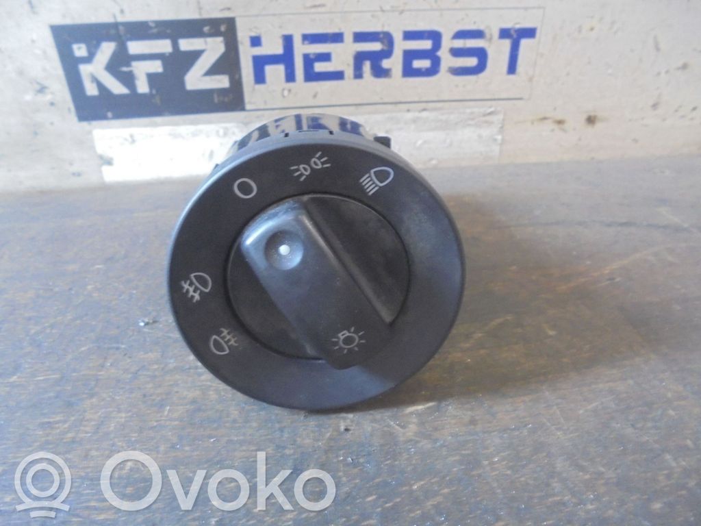 Seat Exeo (3R) Interrupteur d’éclairage 