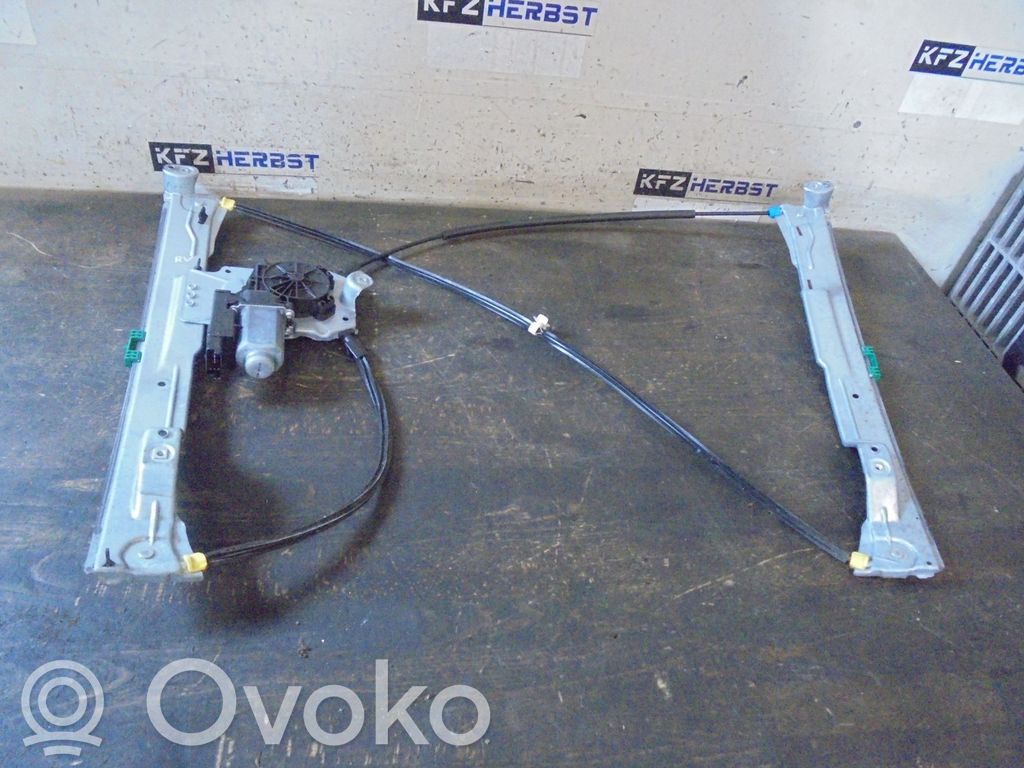 Renault Clio III Front window lifting mechanism without motor 