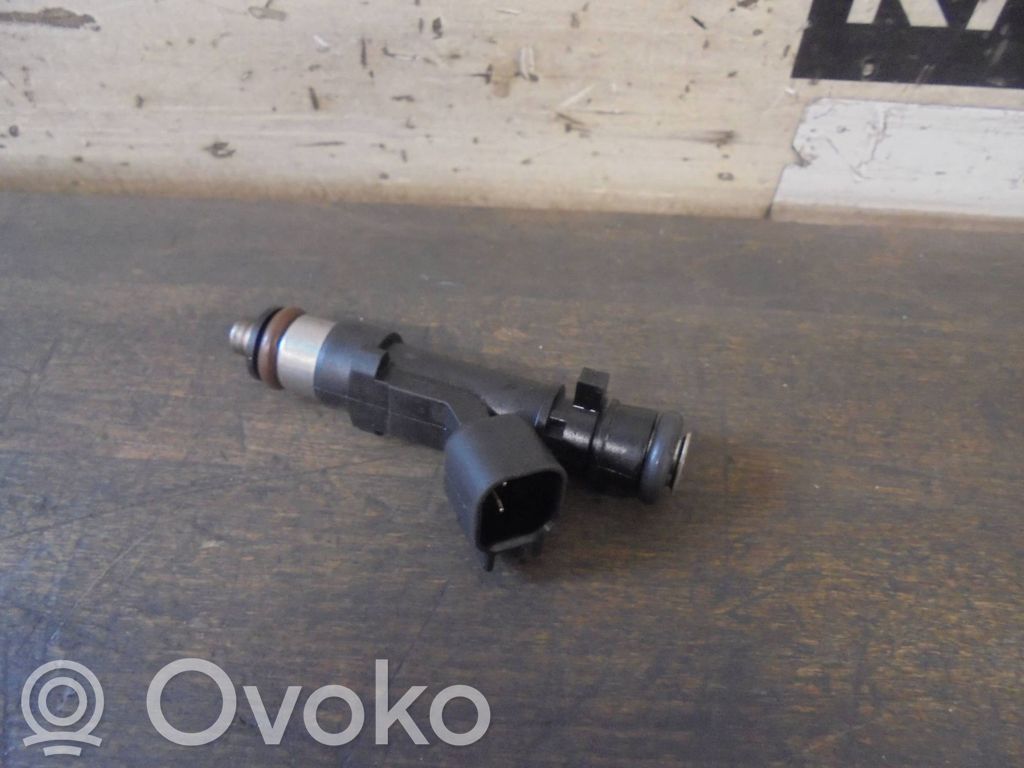Ford Fiesta Inyector de combustible 