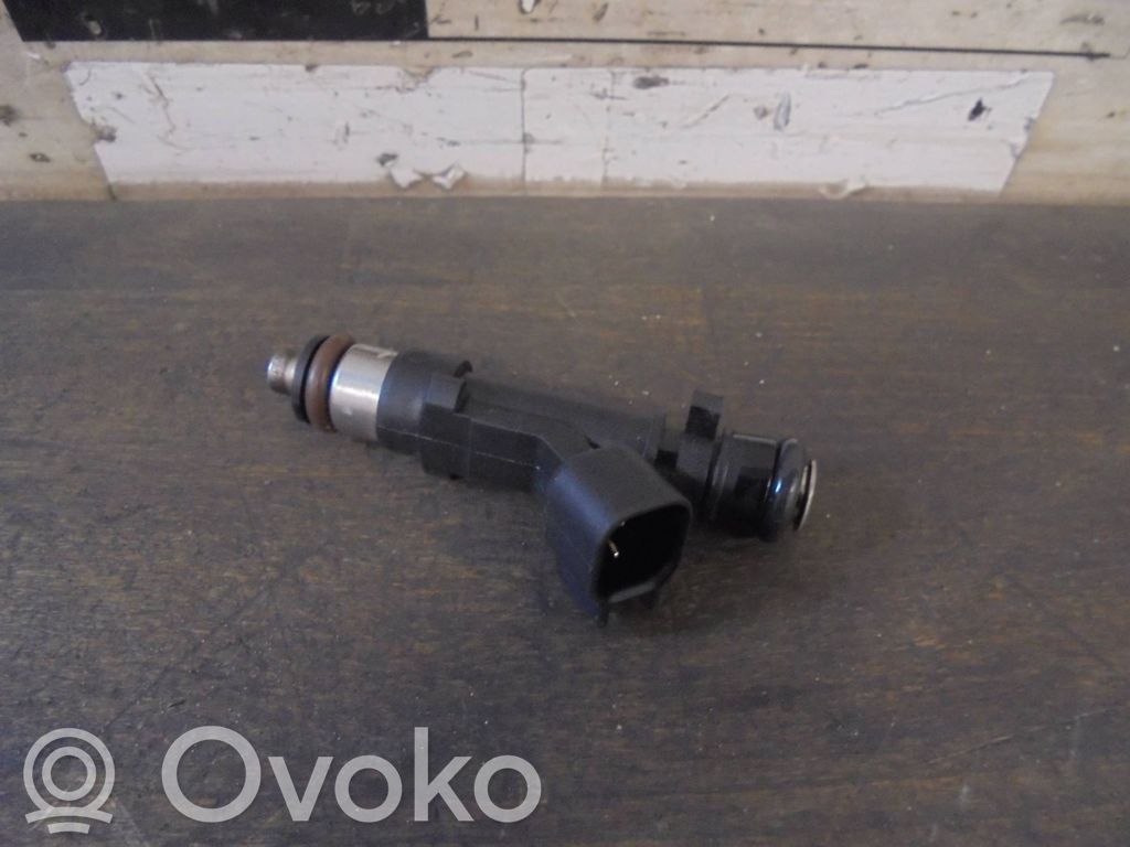 Ford Fiesta Inyector de combustible 