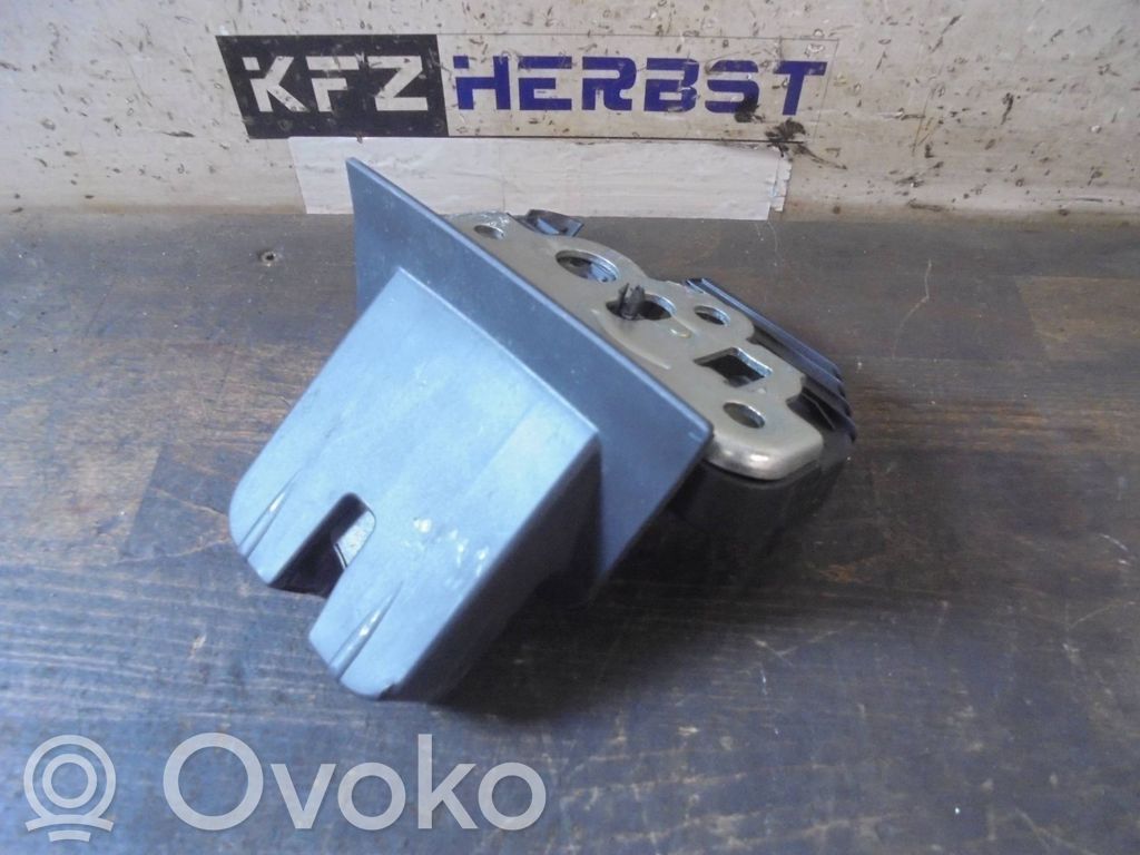 Audi A4 S4 B8 8K Blocco/chiusura/serratura del portellone posteriore/bagagliaio