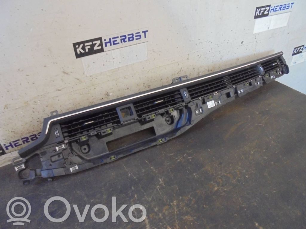 Audi A4 S4 B9 Altra parte interiore 