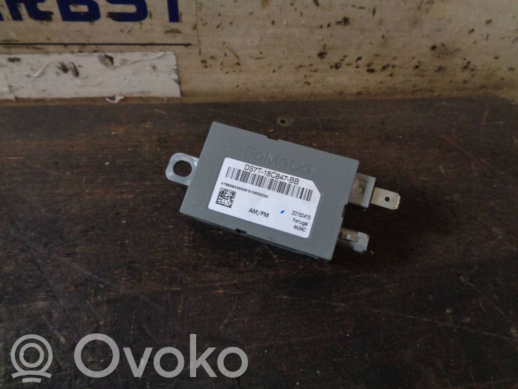 Ford Mondeo MK V Antenos stiprintuvas 