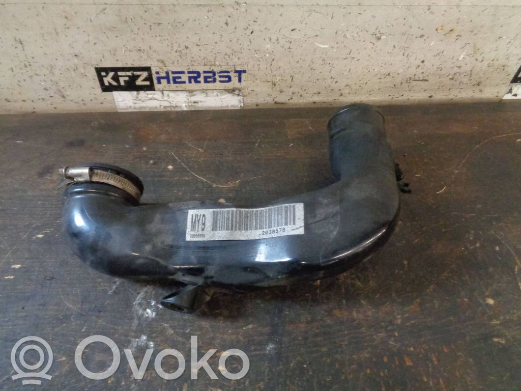 Opel Astra J Air intake hose/pipe 