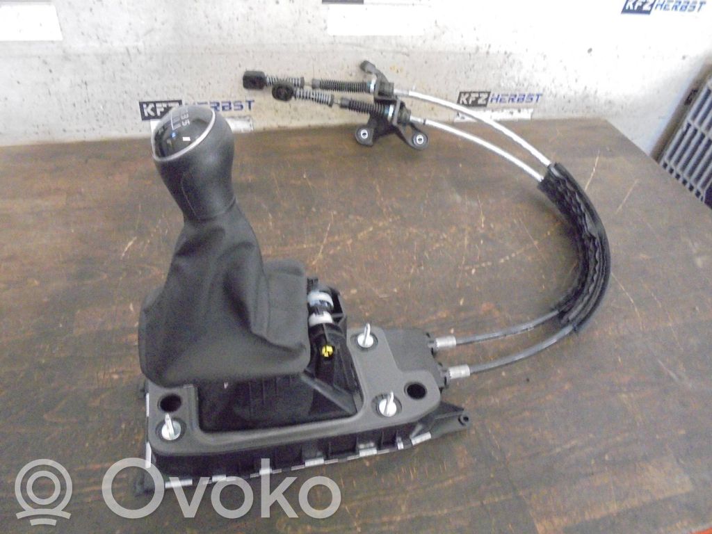 Volkswagen Polo VI Palanca/selector de cambios 
