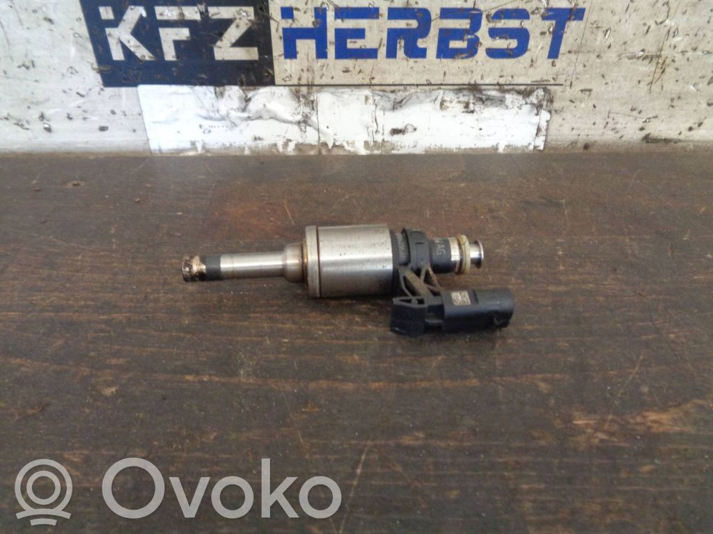 Volkswagen Golf VII Inyector de combustible 