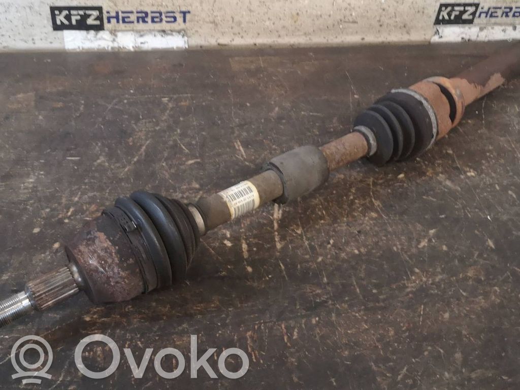 Ford Focus Kardanas komplekte 