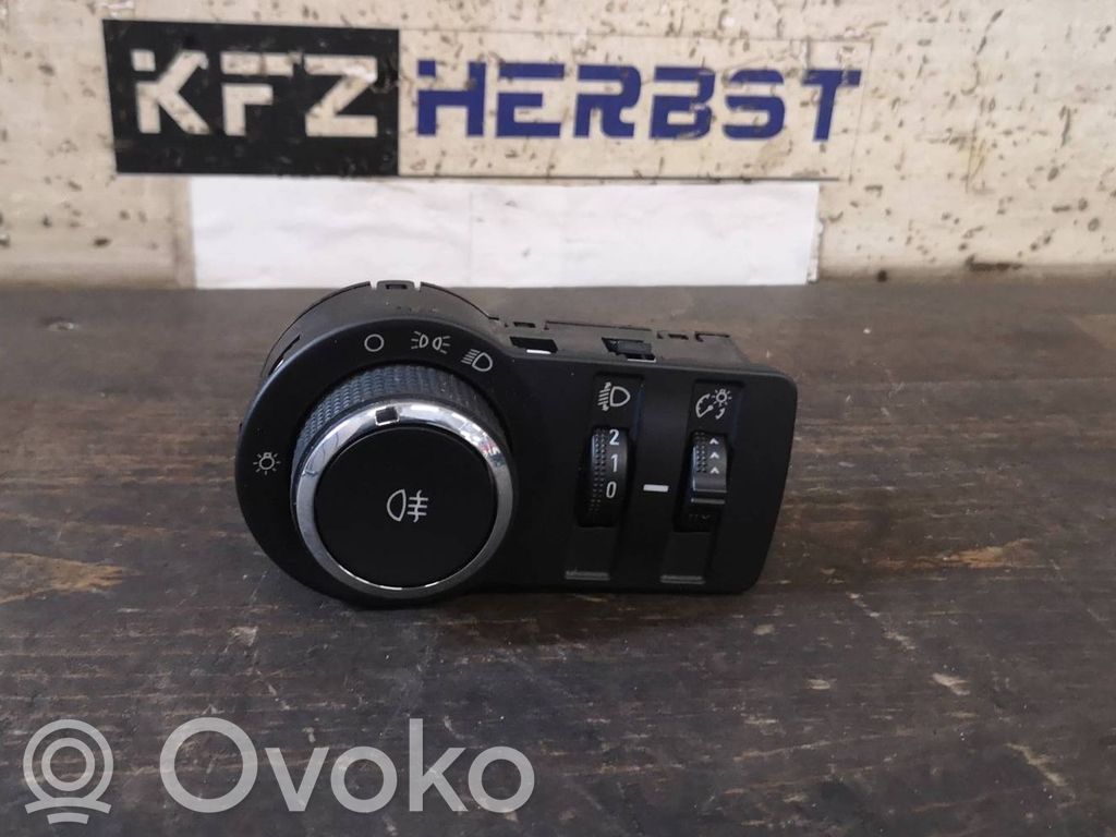 Opel Karl Light switch 