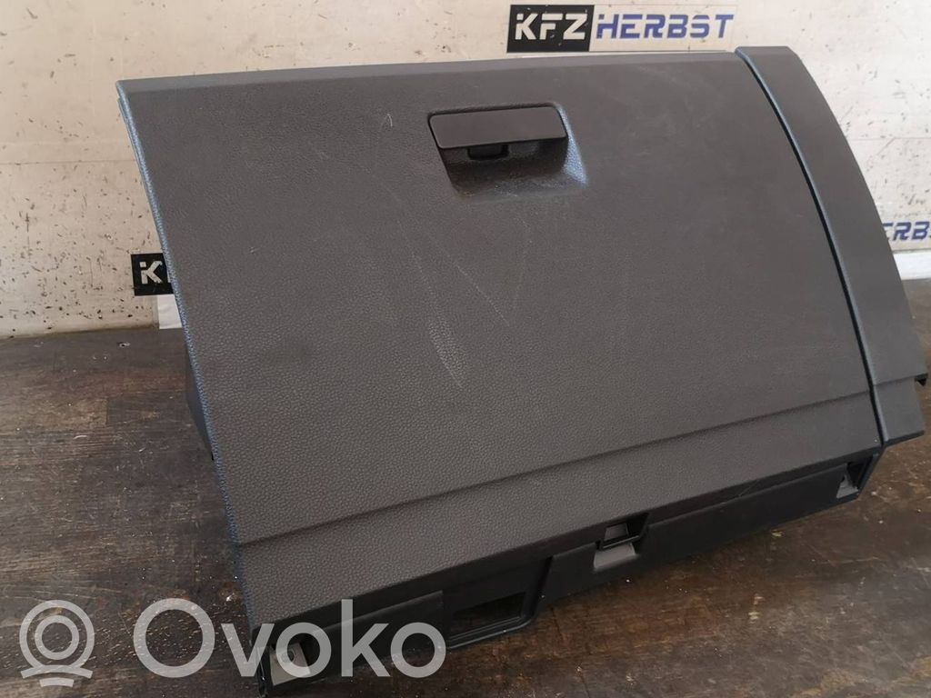 Seat Ibiza V (KJ) Guantera 
