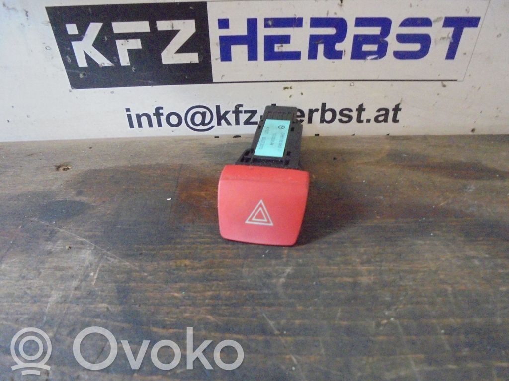Mazda 2 Hazard light switch 