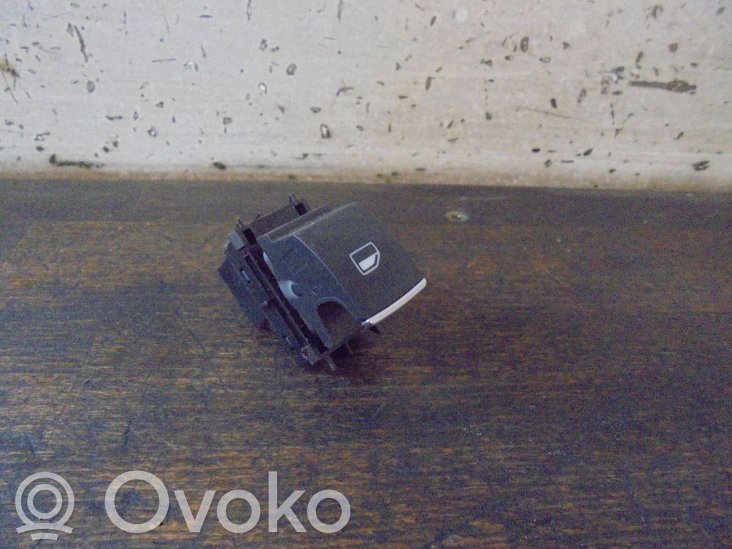 Volkswagen PASSAT B8 Comutator comandă geamuri electrice