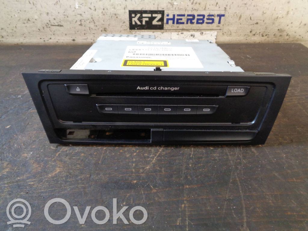 Navigation unit CD/DVD player   8T1035110A