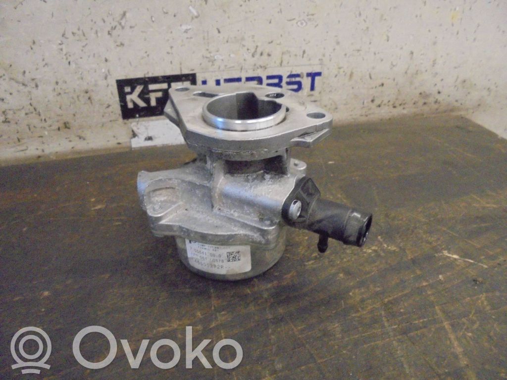 Nissan Pulsar Vacuum pump 