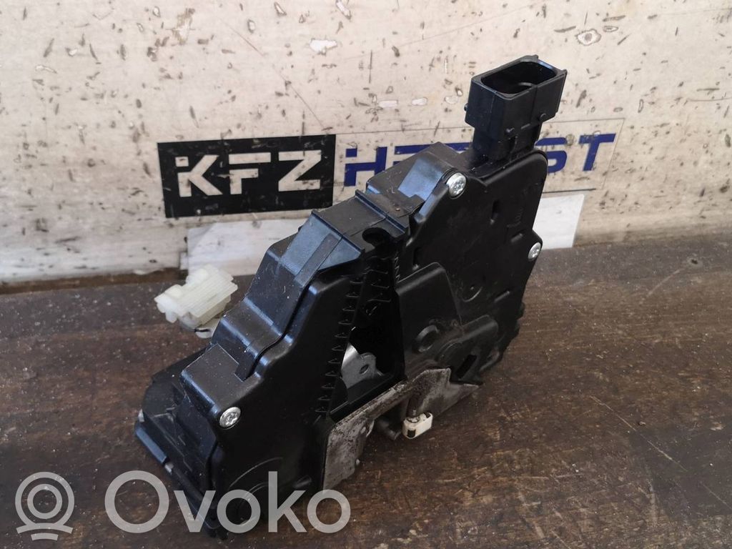 Opel Corsa E Cerradura de puerta delantera 