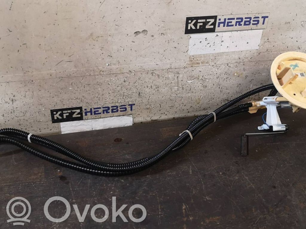 Mercedes-Benz CLS C218 X218 Fuel level sensor 
