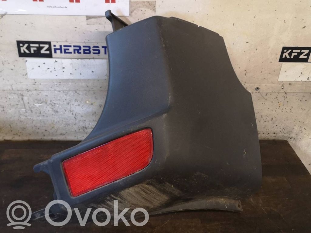 Volkswagen Crafter Moldura de la esquina del parachoques trasero 