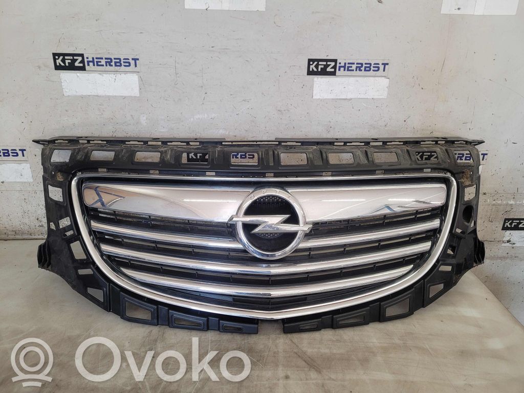 Opel Insignia A Etusäleikkö 