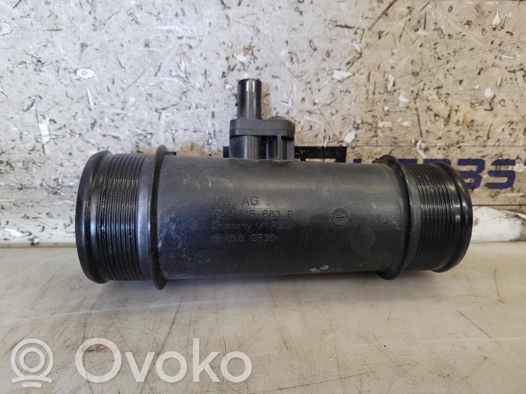 Audi Q7 4M Mass air flow meter 