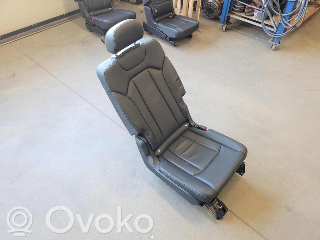 Audi Q7 4M Toisen istuinrivin istuimet 