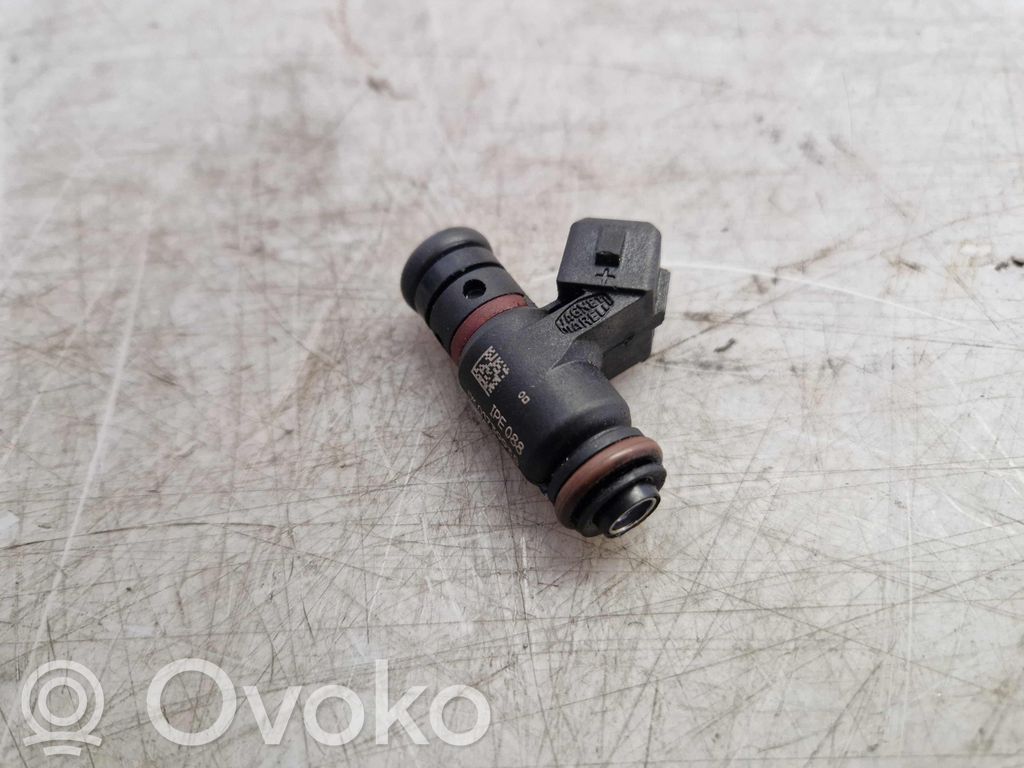 Fiat 500 Fuel injector 