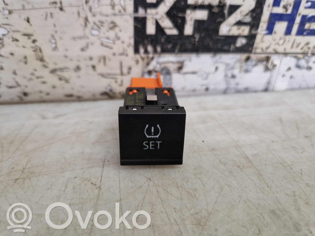 Volkswagen Caddy Other switches/knobs/shifts 