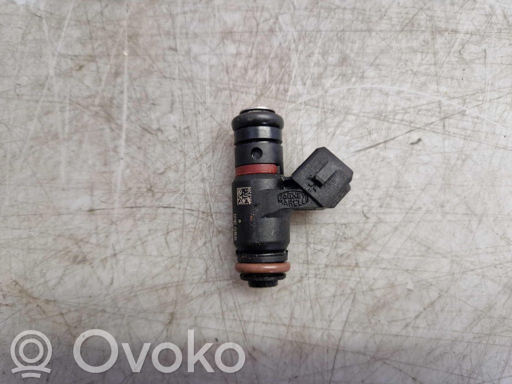 Fiat 500 Fuel injector 