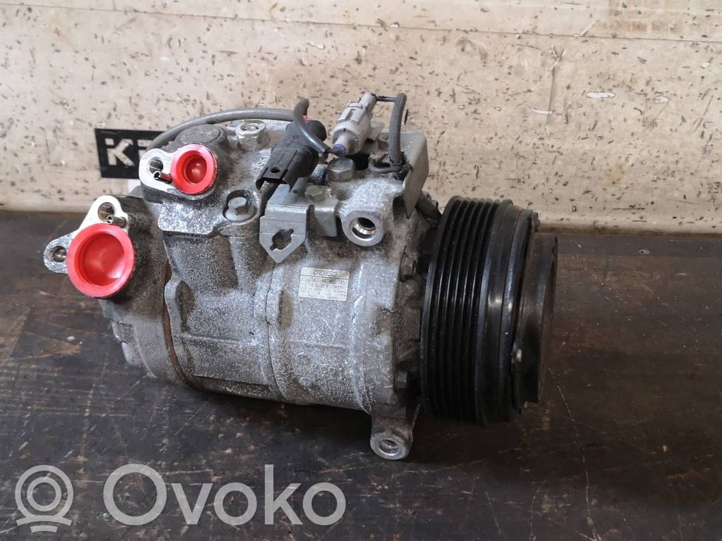 BMW X1 E84 Ilmastointilaitteen kompressorin pumppu (A/C) 