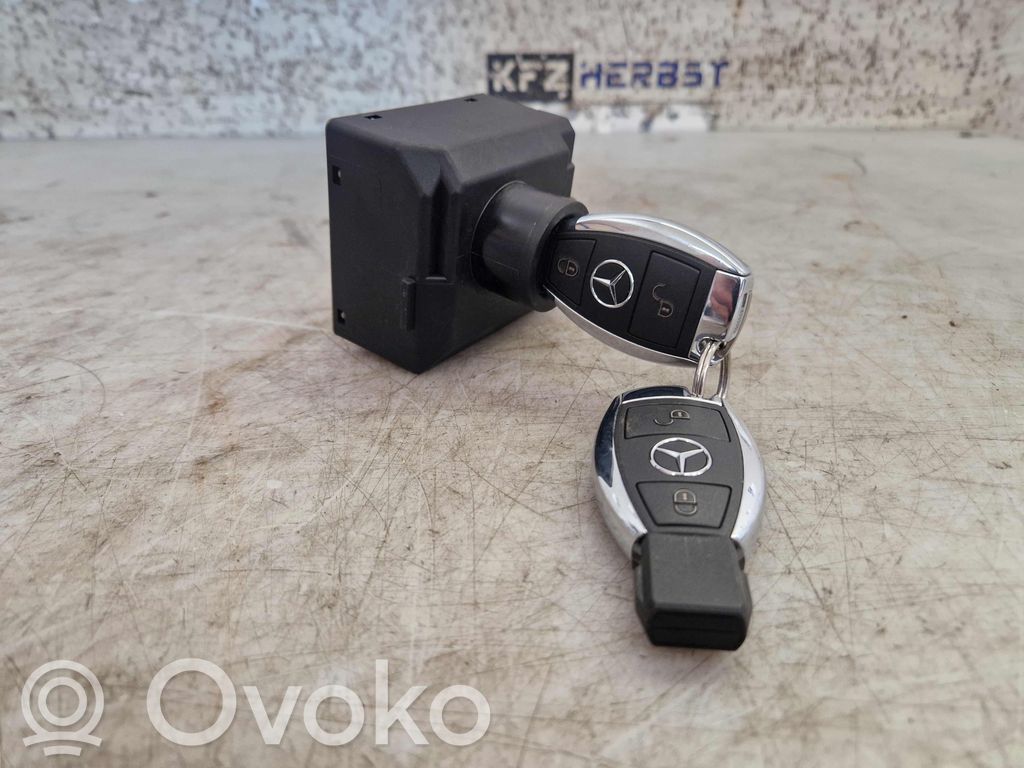 Mercedes-Benz B W246 W242 Contact aprindere 