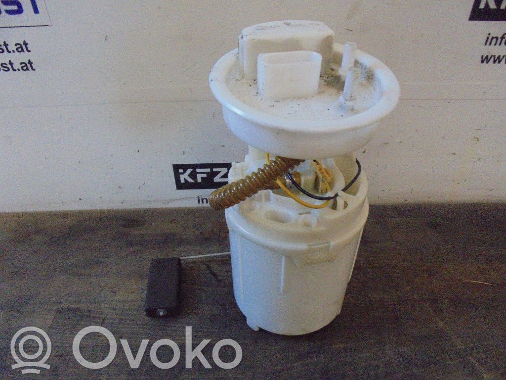 Skoda Roomster (5J) Bomba interna de combustible