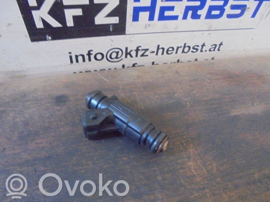 Opel Vectra C Inyector de combustible 