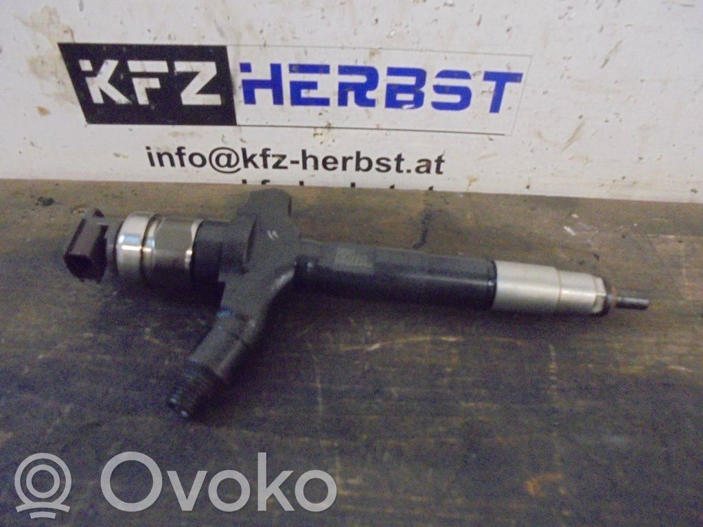 Opel Vectra C Inyector de combustible 