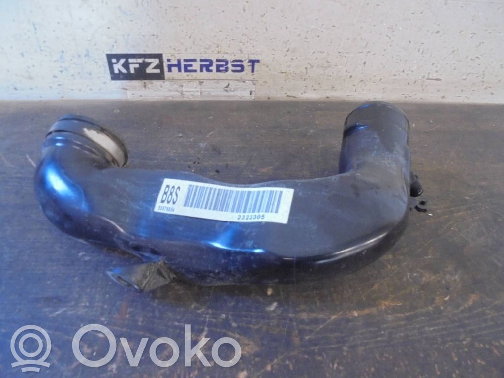 Opel Astra J Manguera/tubo de toma de aire 