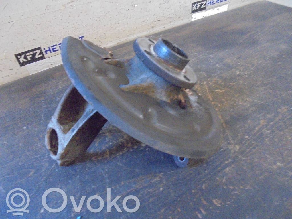 Achsschenkel vorne   8200297032,8200297032