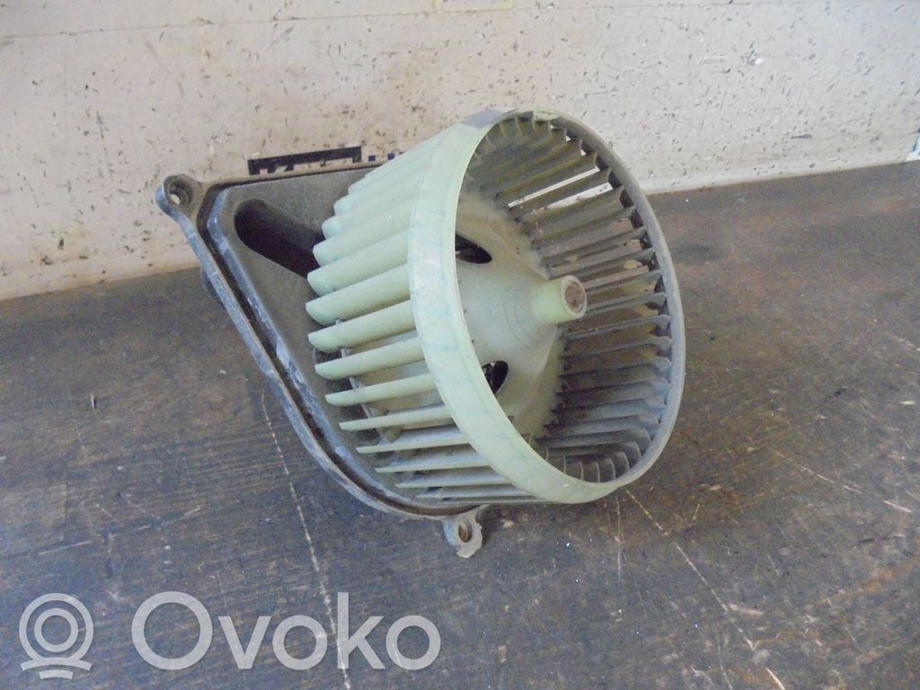 Peugeot Boxer Pečiuko ventiliatorius/ putikas 