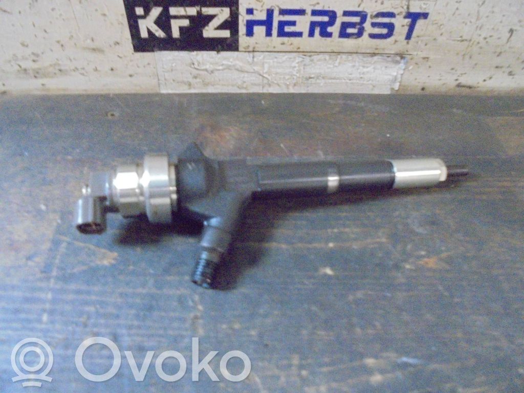 Opel Corsa D Inyector de combustible 