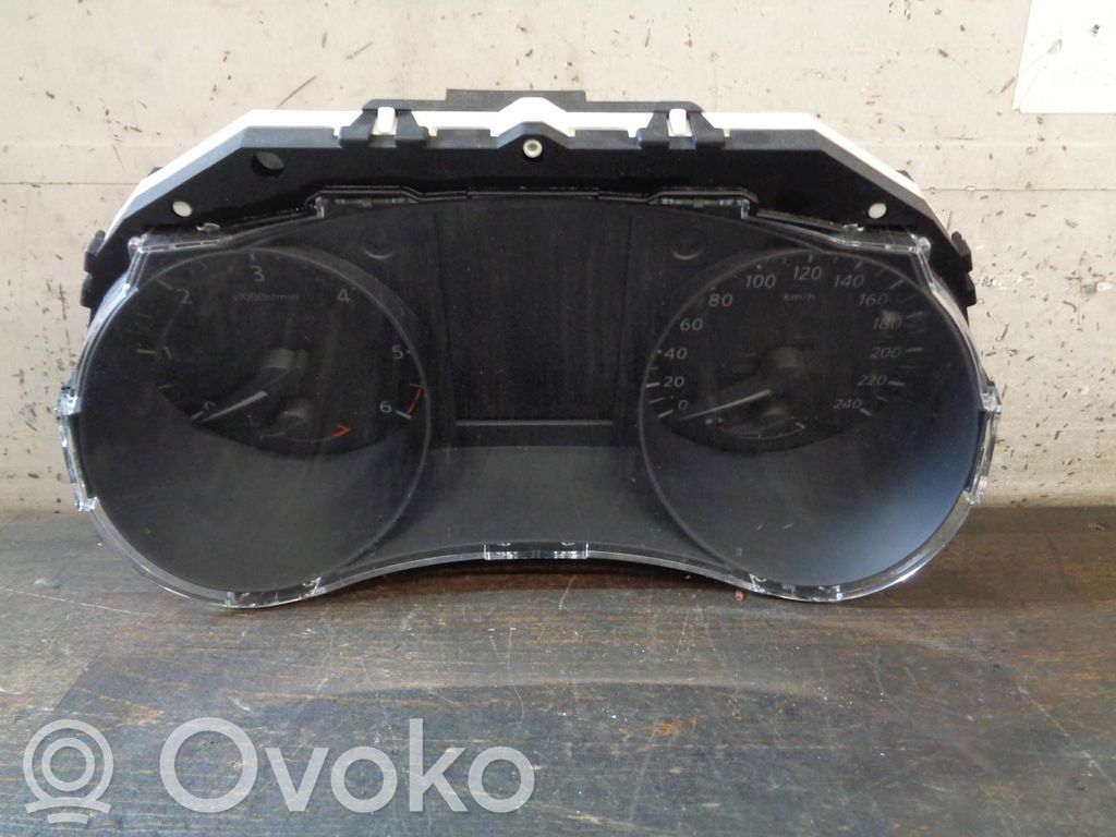 Nissan Qashqai Vitezometru (grup de instrumente) 