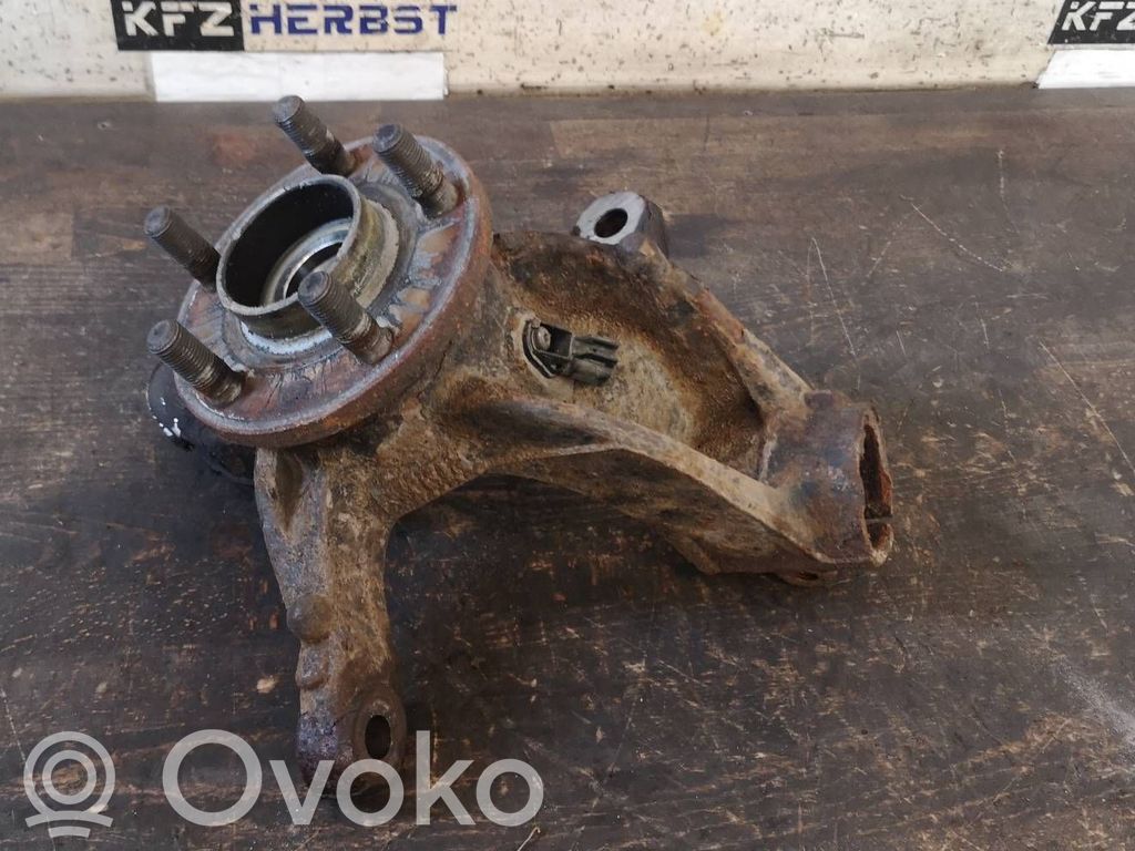 Ford S-MAX Zwrotnica koła przedniego 