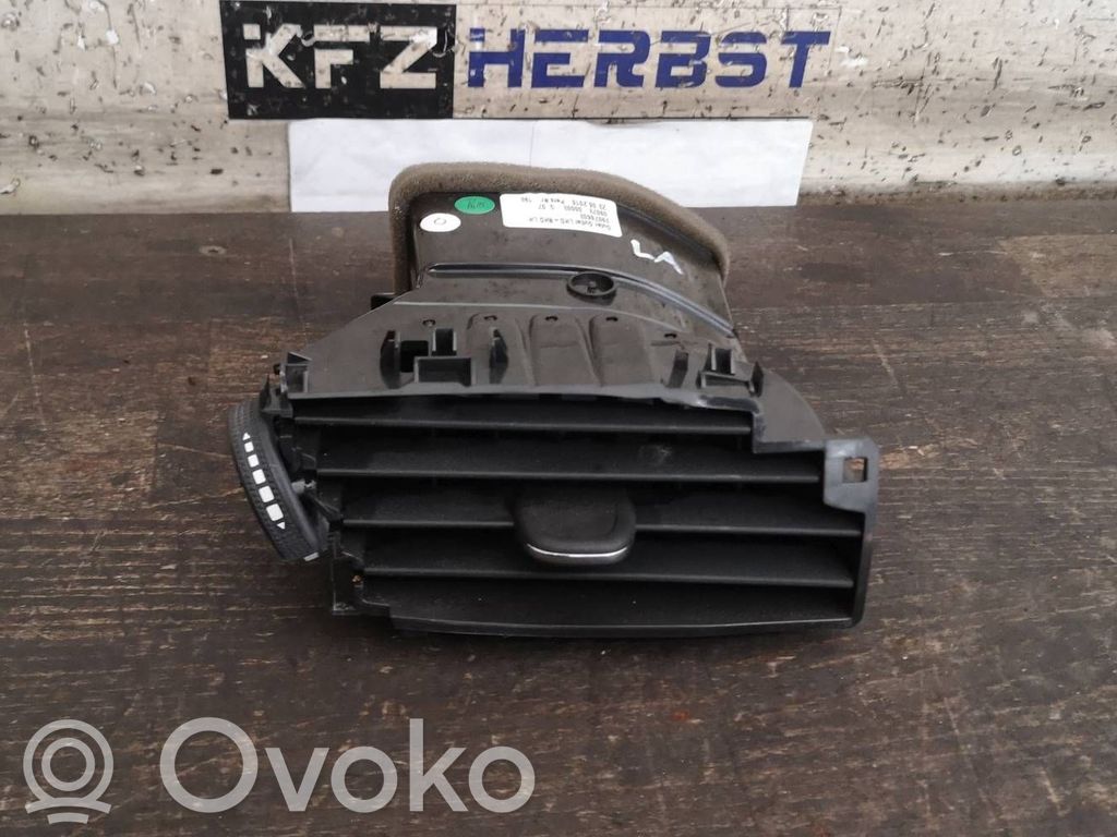 Opel Astra K Rejilla de ventilación central del panel 