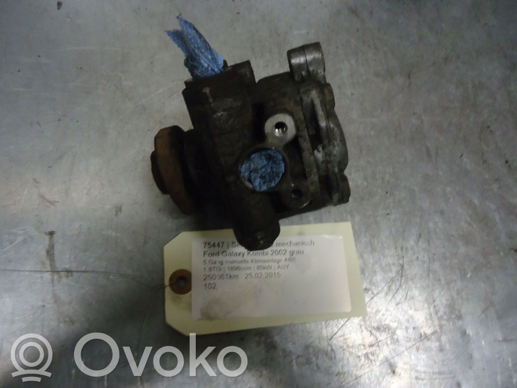 Pompa servosterzo   102,102