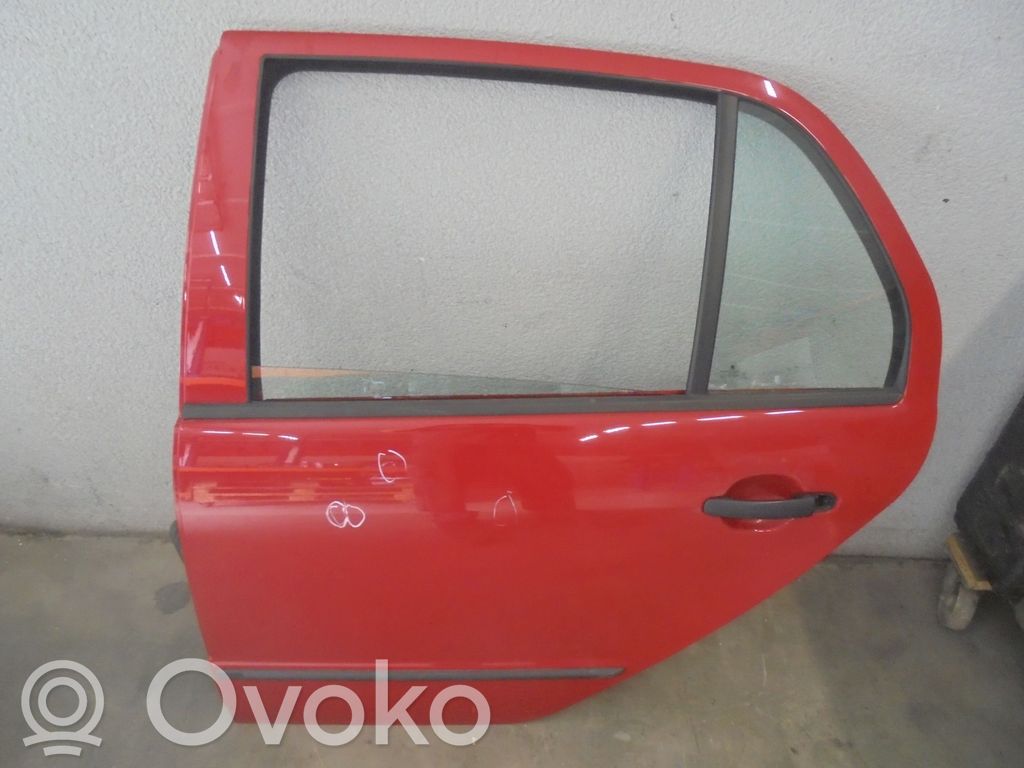 Skoda Fabia Mk1 (6Y) Portiera posteriore