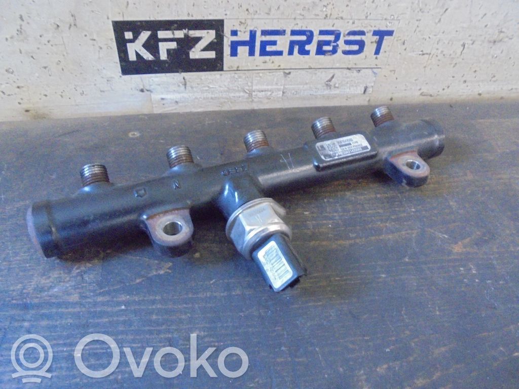 Citroen C4 II Picasso Kraftstoffleitung 