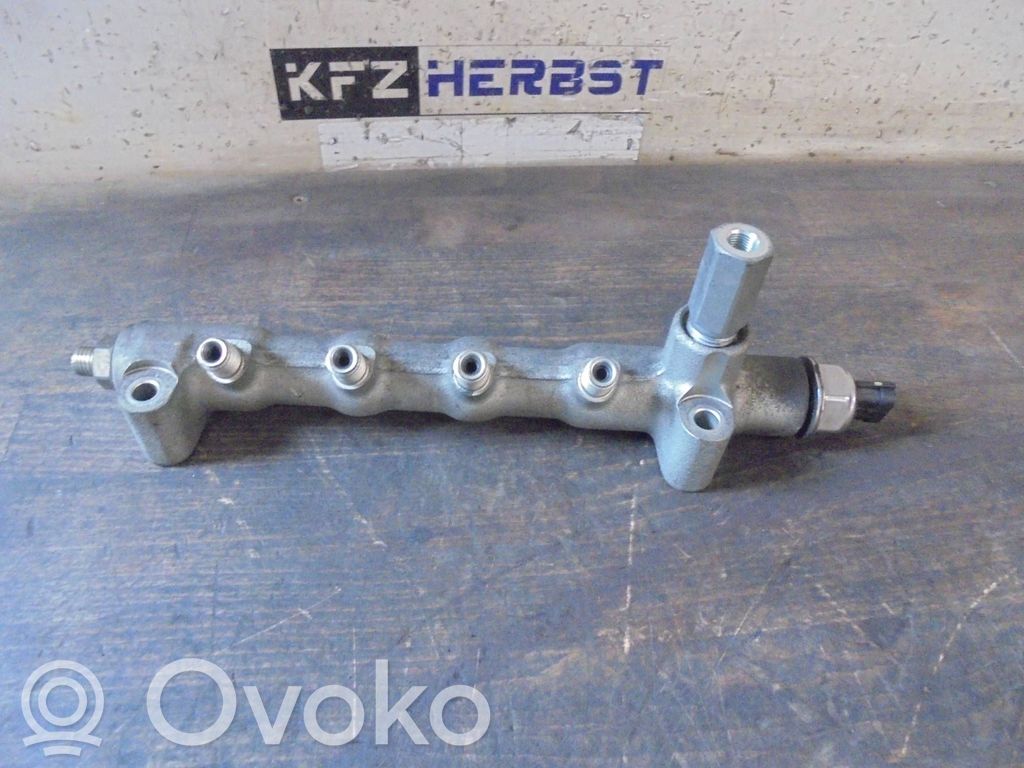 Opel Astra J Conductă alimentare injectoare 