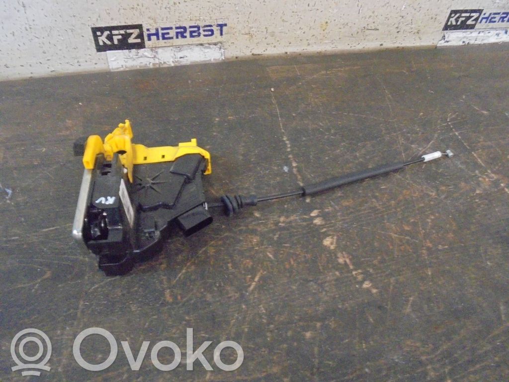 KIA Pro Cee'd II Priekinė durų spyna 
