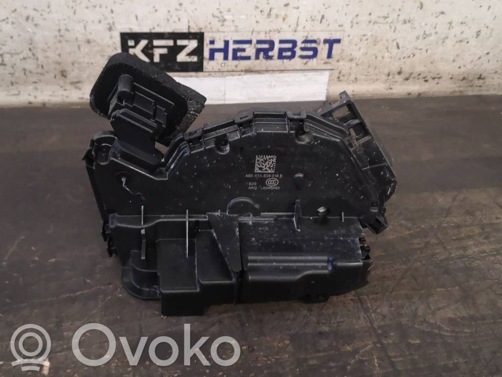 Skoda Fabia Mk3 (NJ) Încuietoare ușă spate 